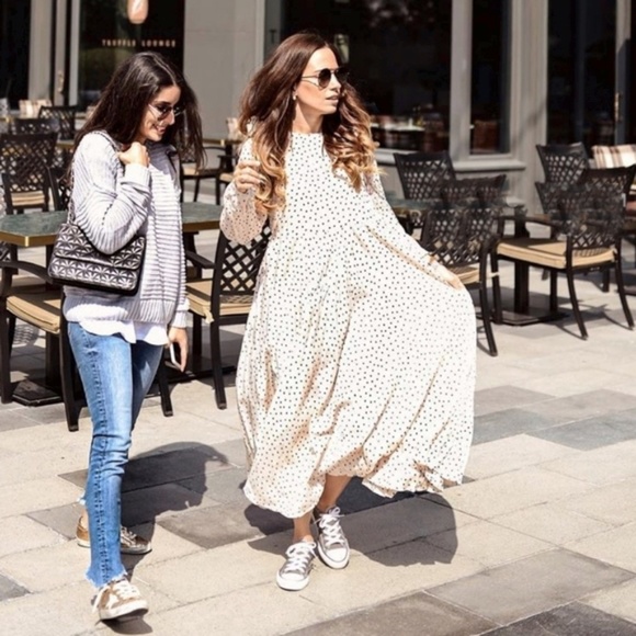 Last one * L * Zara Ecru Wrinkle Looks Dress NWT - Picture 2 of 15